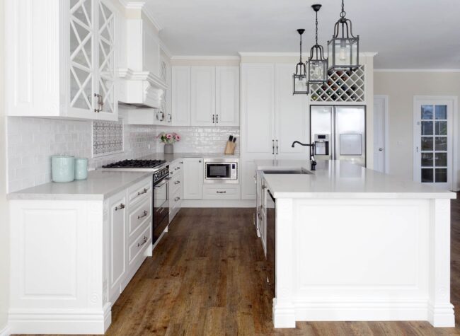 taylors-lakes-hamptons-kitchen-04